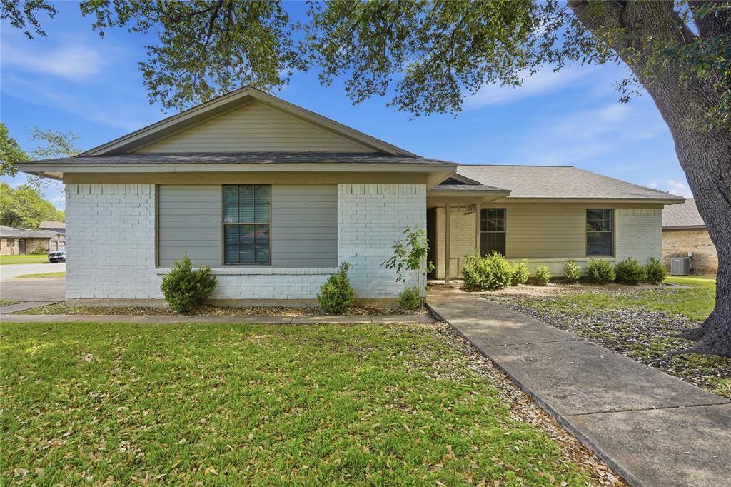 1701 Tobie Layne Street