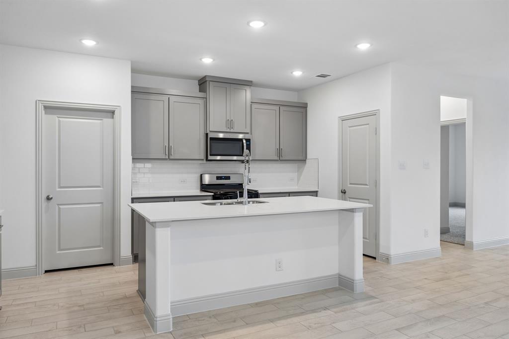 3117 Lucia Way