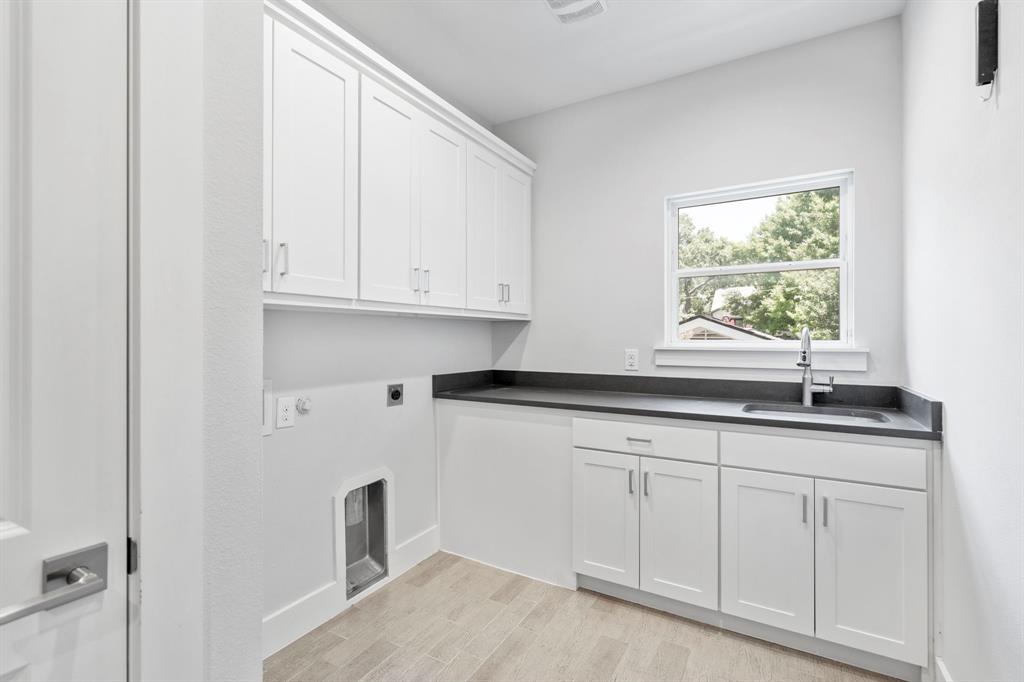 White Rock Forrest 02 - Residential