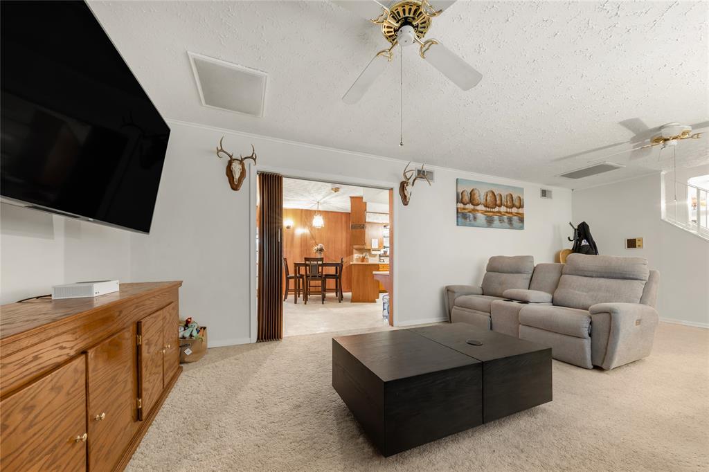 910 Briar Cliff Drive