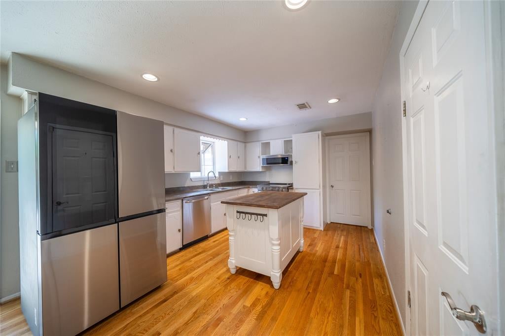 11030 Paddock Circle
