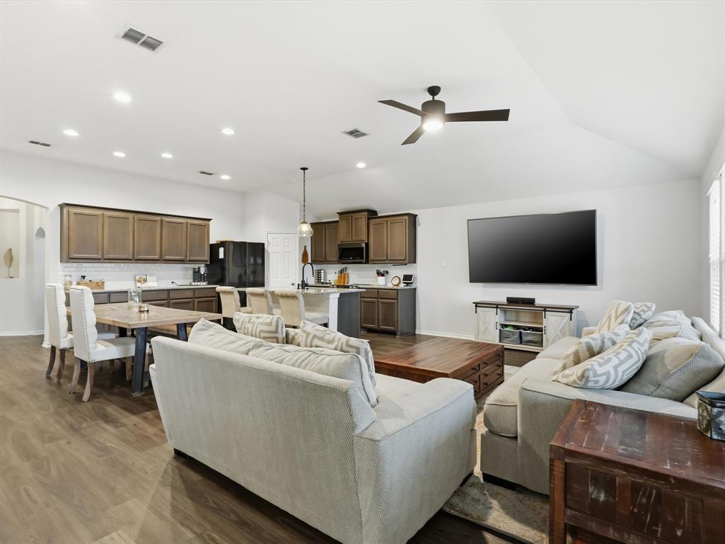 Sanger Circle Ph 4 - Residential