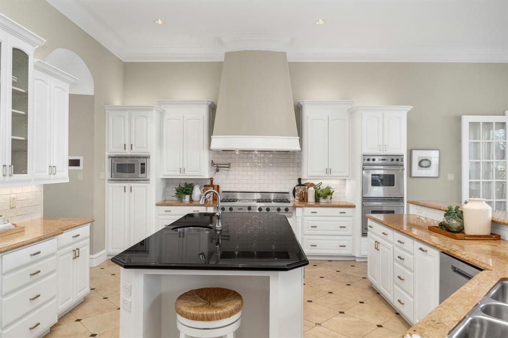 Old Orchard Country Estate Unrec - Residential