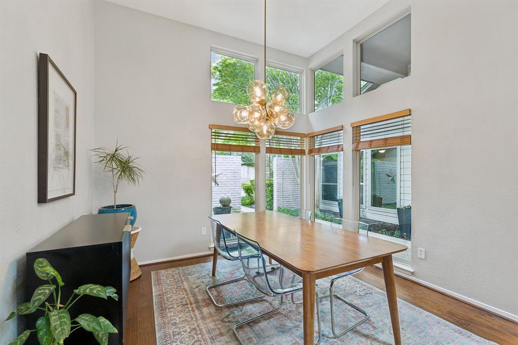 12111 Cross Creek Drive