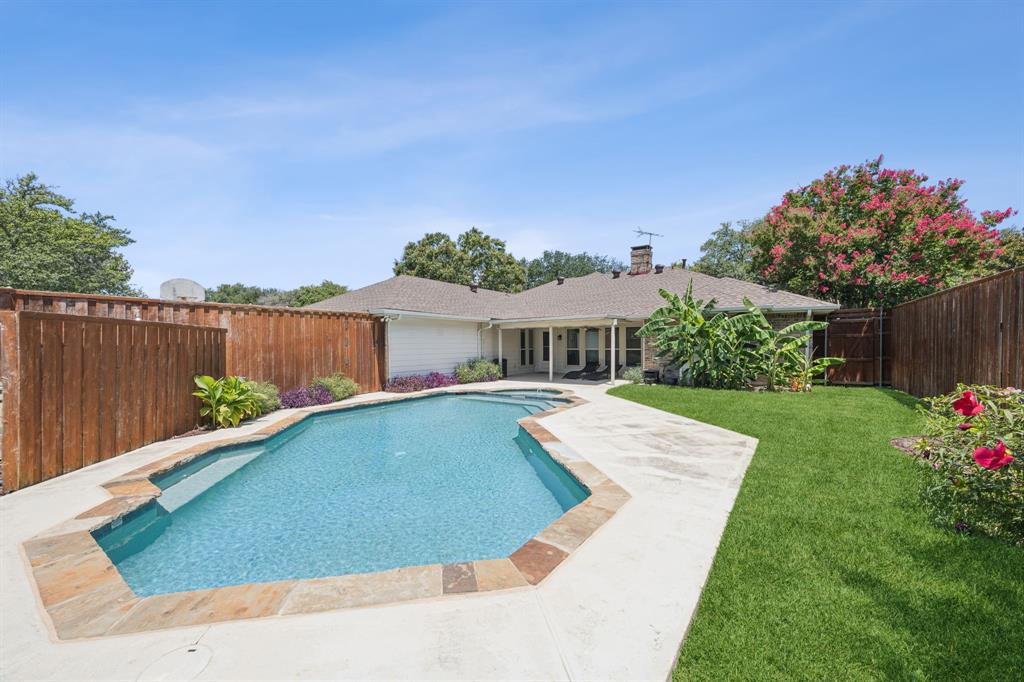 1212 Serenade Lane