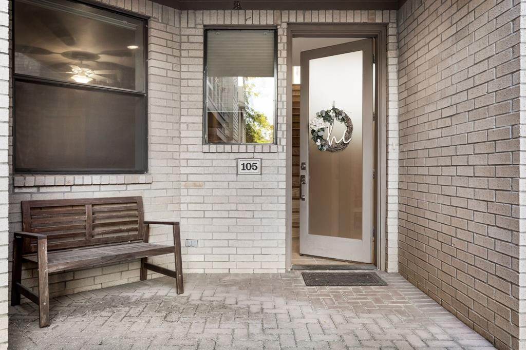 4023 Rawlins Street 105