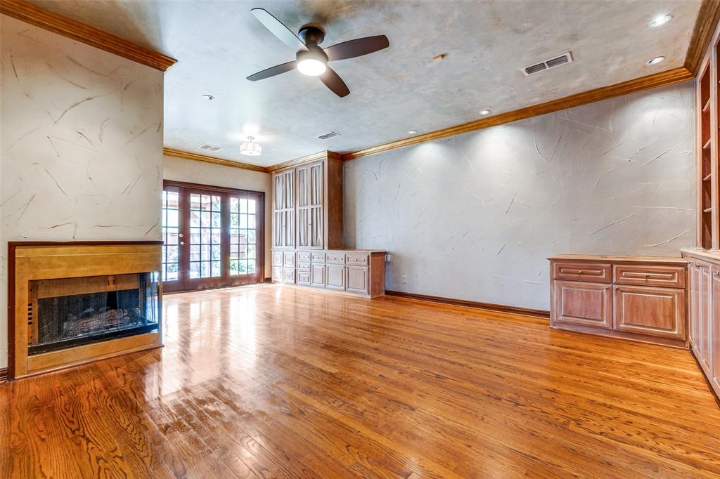 E A Kerley - Residential