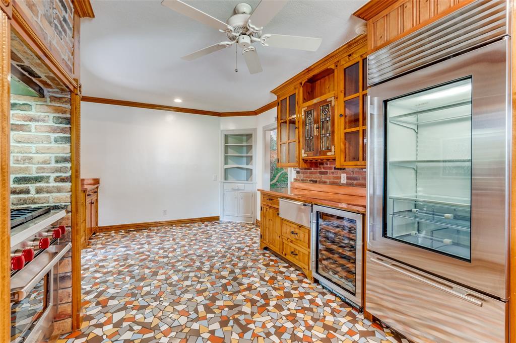 E A Kerley - Residential