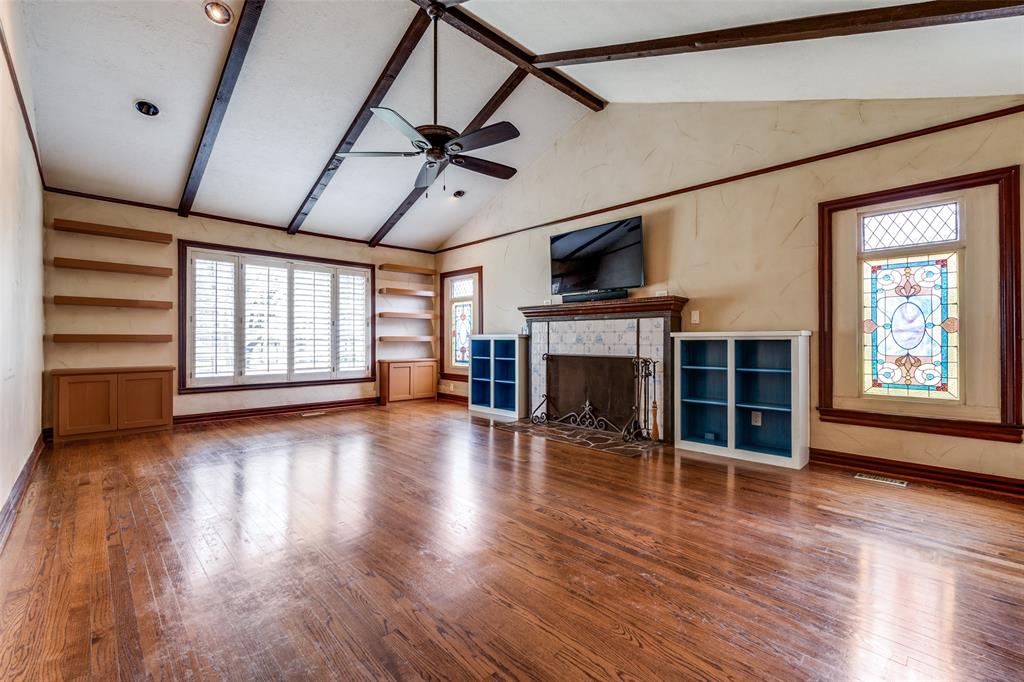 E A Kerley - Residential