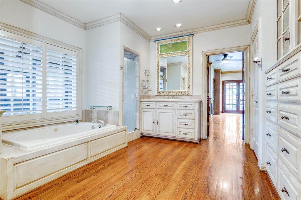 E A Kerley - Residential