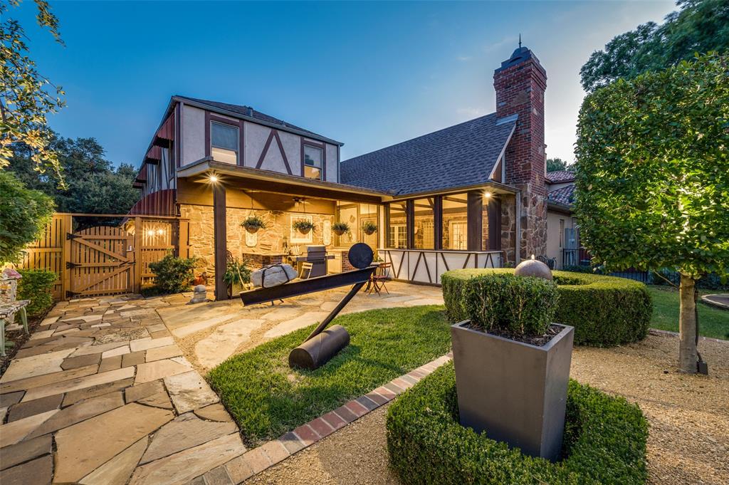 E A Kerley - Residential