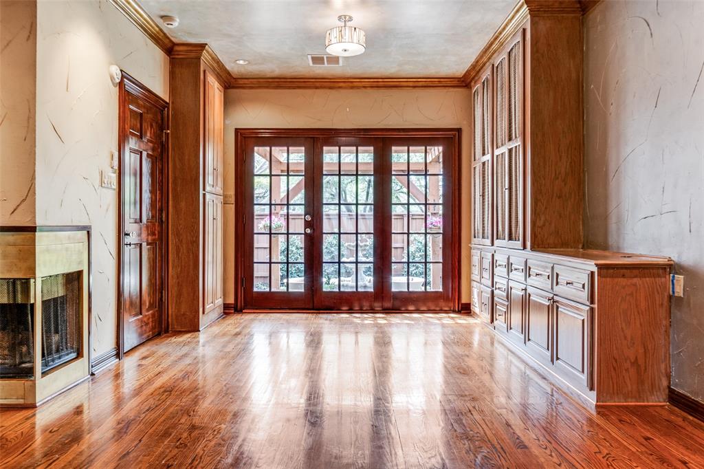 E A Kerley - Residential