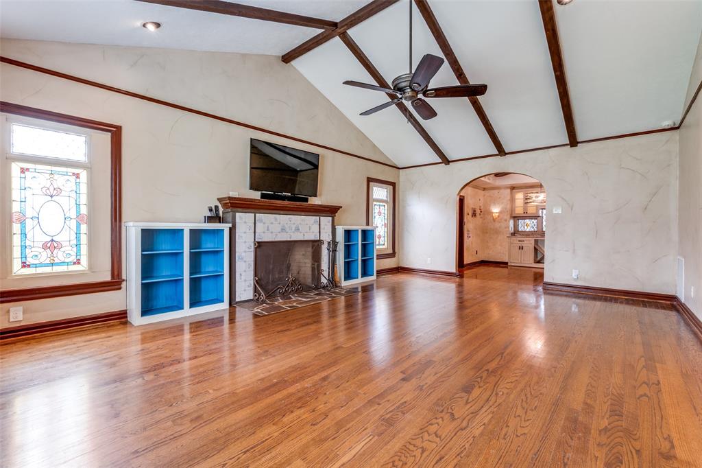 E A Kerley - Residential