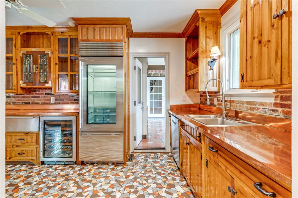 E A Kerley - Residential