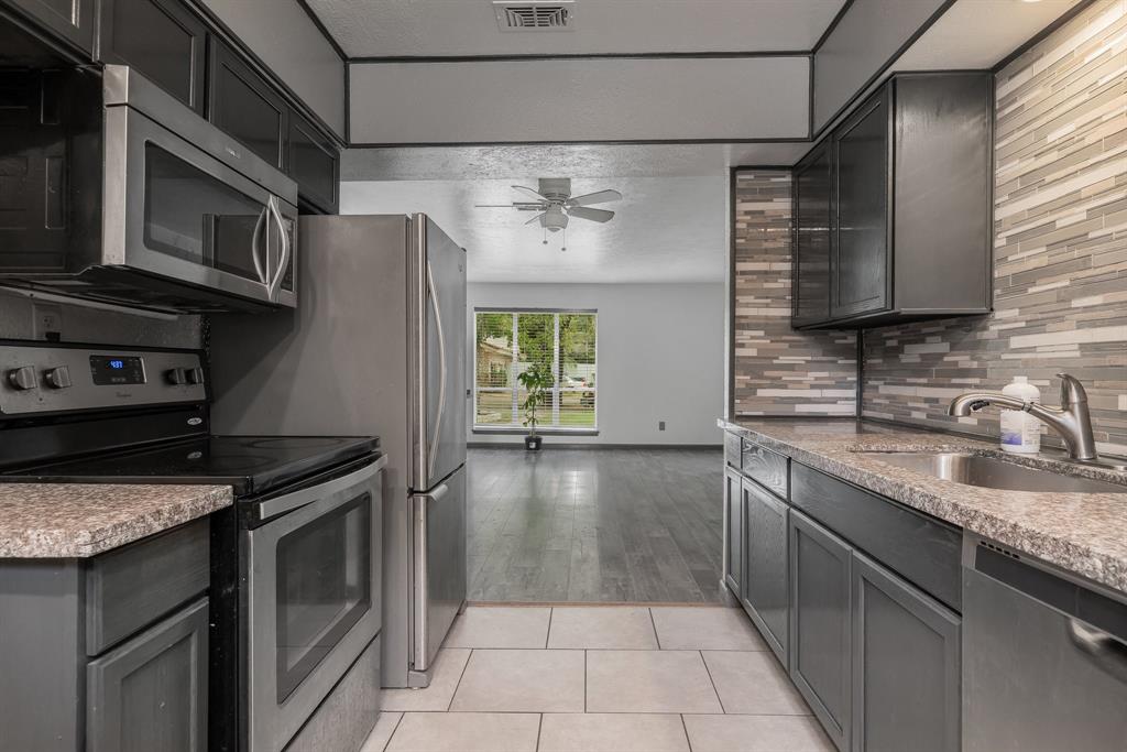 HIGHWAY PARK - Residential Income