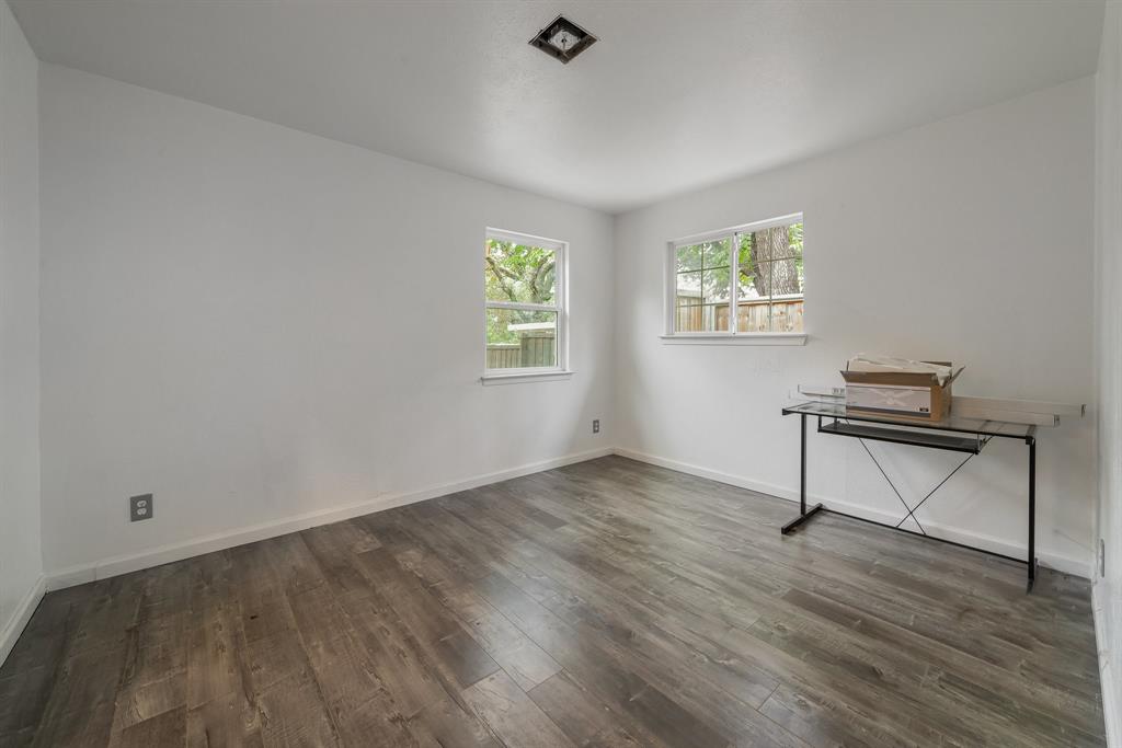 HIGHWAY PARK - Residential Income