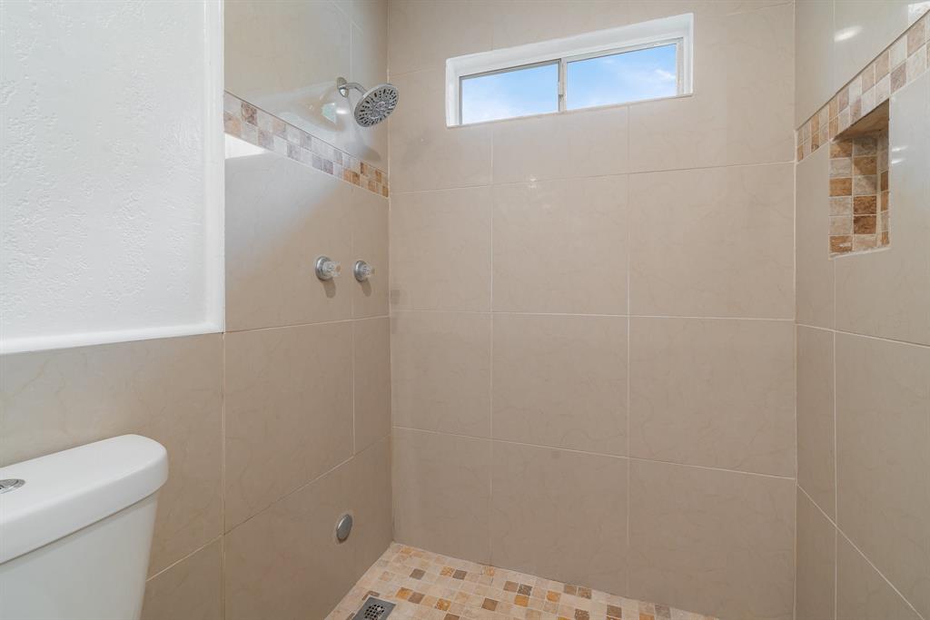 HIGHWAY PARK - Residential Income