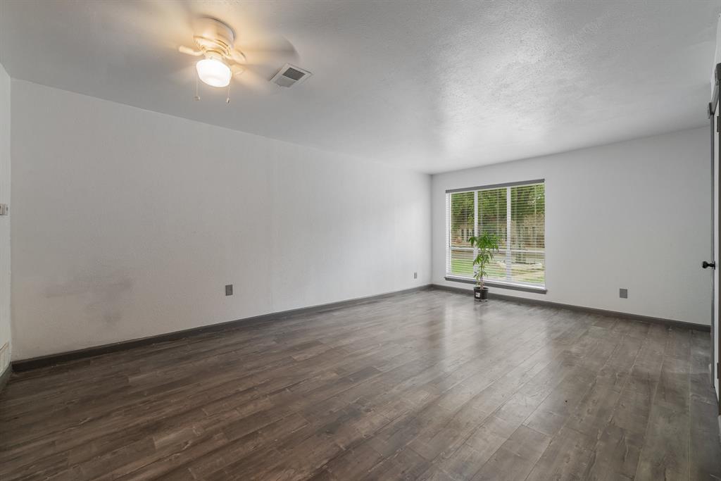 HIGHWAY PARK - Residential Income