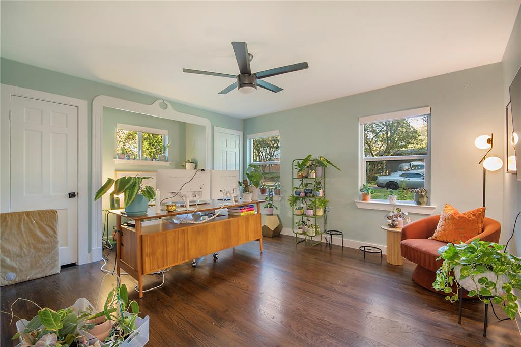 Westglen Park 01 - Residential