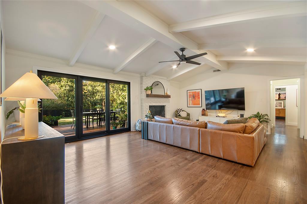 Westglen Park 01 - Residential