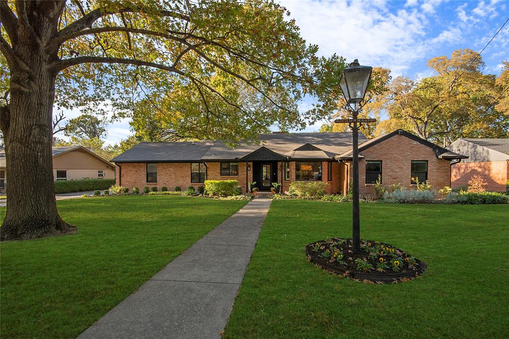 Westglen Park 01 - Residential