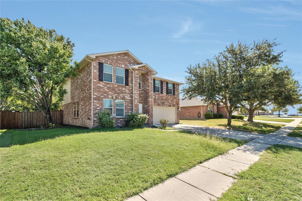 2613 S Wavecrest Court