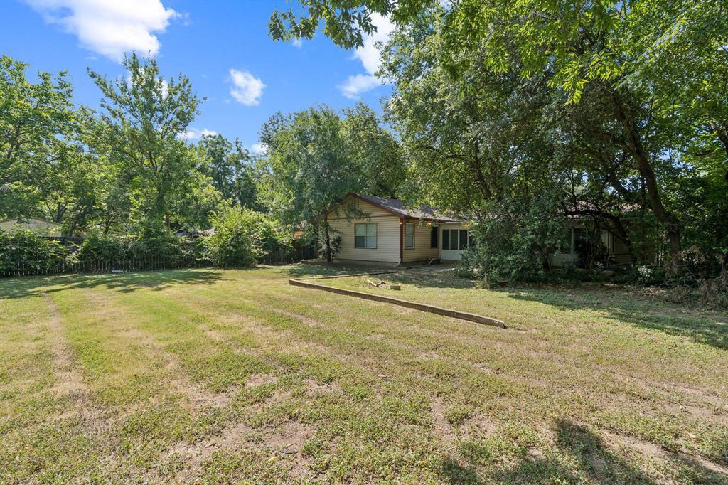 5313 Fossil Drive