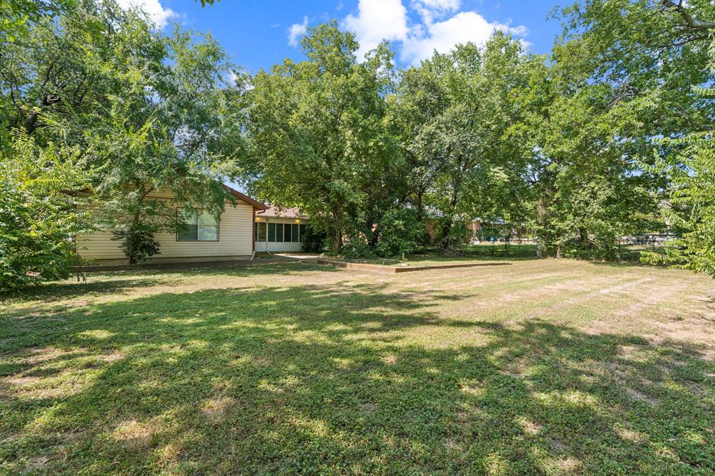 5313 Fossil Drive