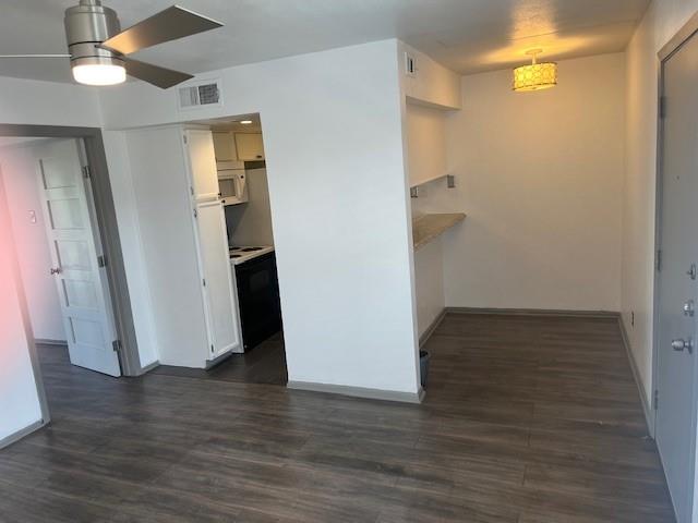 2800 Douglas Avenue 305