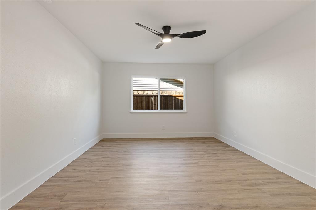 White Rock Village 01 - Residential