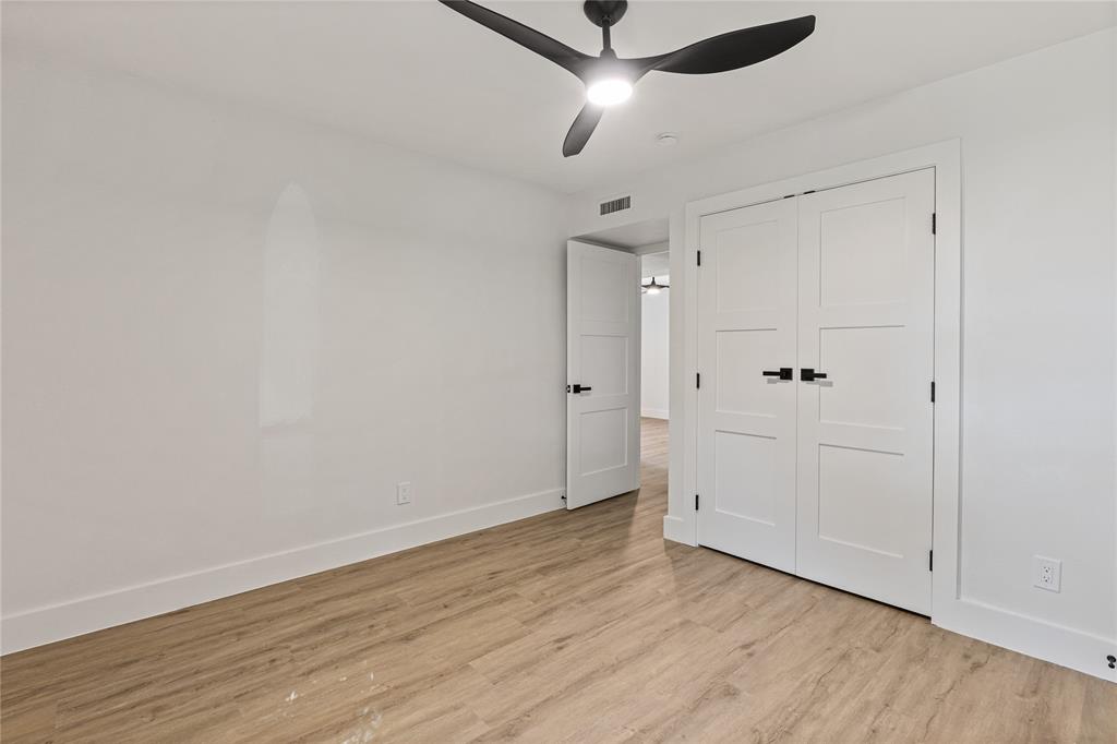 White Rock Village 01 - Residential