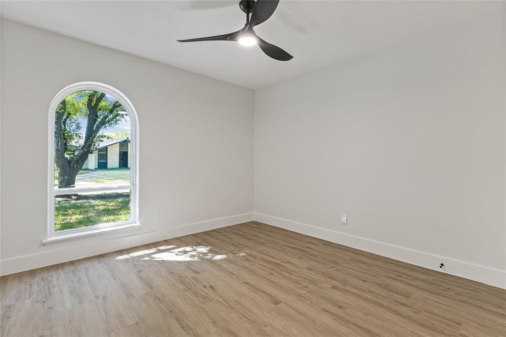 White Rock Village 01 - Residential