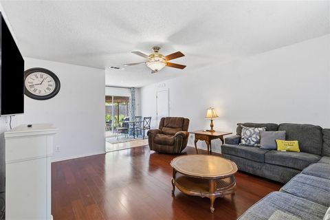 Tiny photo for 405 Mustang Trail, Granbury, TX 76049 (MLS # 21101645)