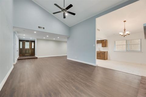 2406 Via Barcelona Carrollton TX 75006