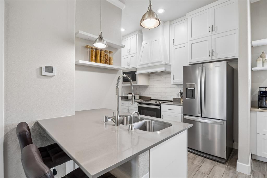 2279 Dorian Place