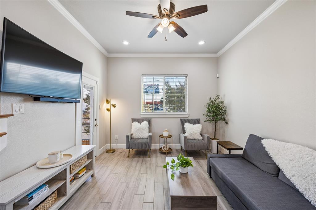 2279 Dorian Place
