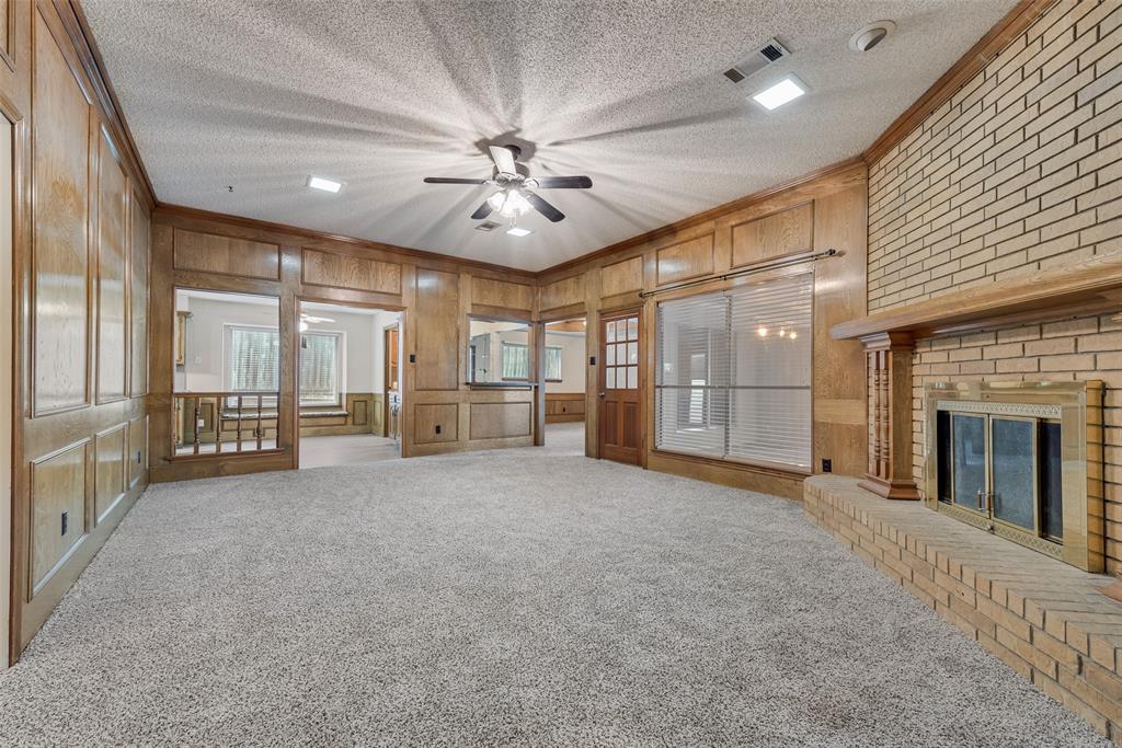 1917 Meadowview Drive