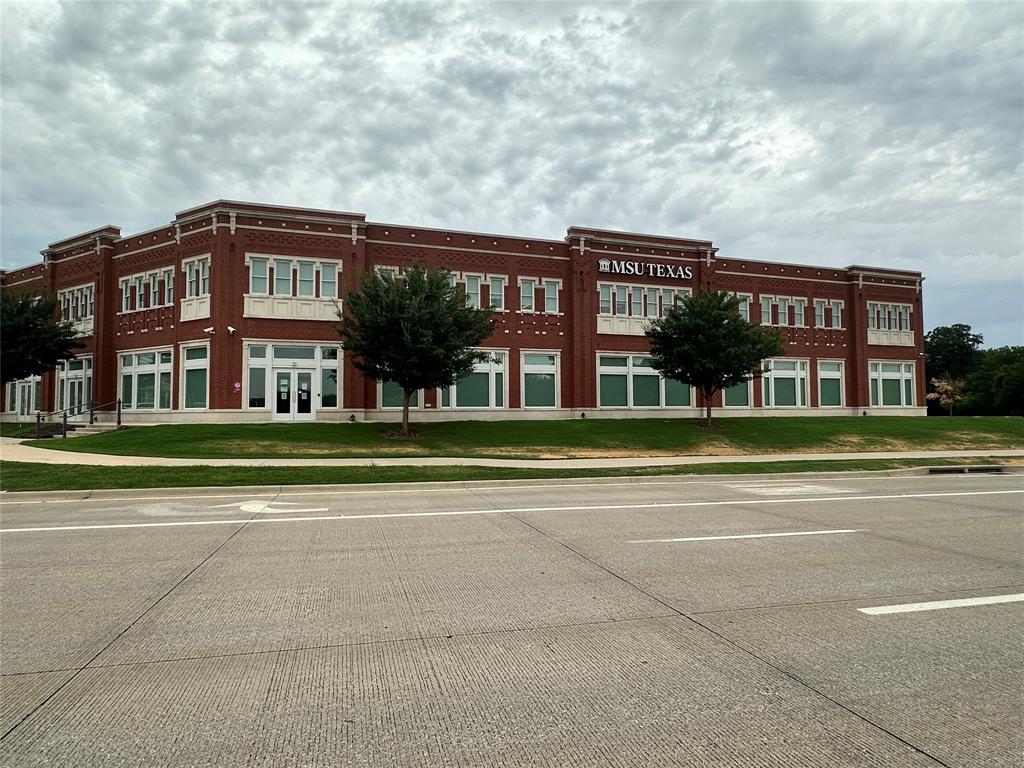 Parker Square - Commercial Sale