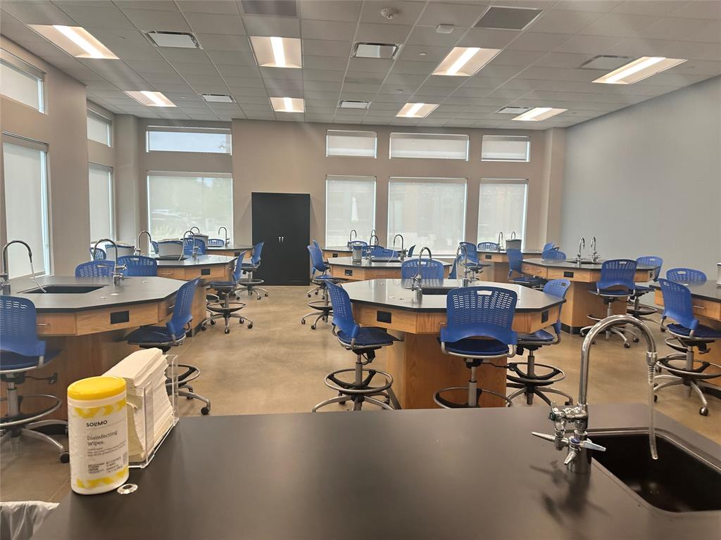 Parker Square - Commercial Sale