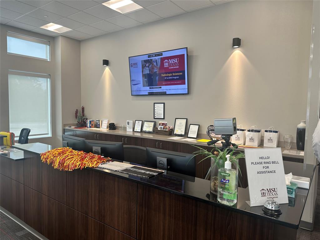 Parker Square - Commercial Sale