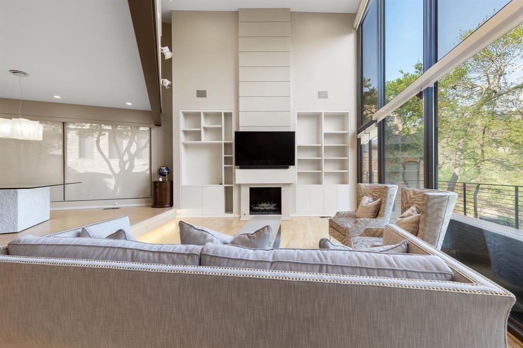 10 Turtle Creek Bend