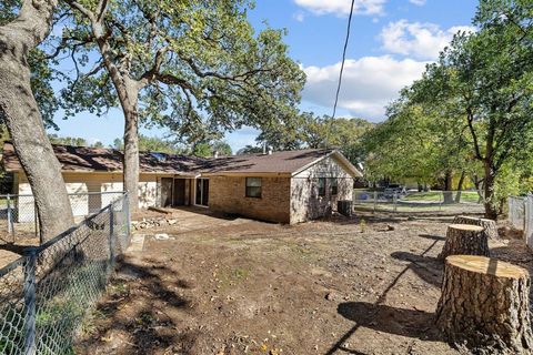 A home in Azle