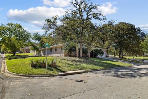 A home in Azle