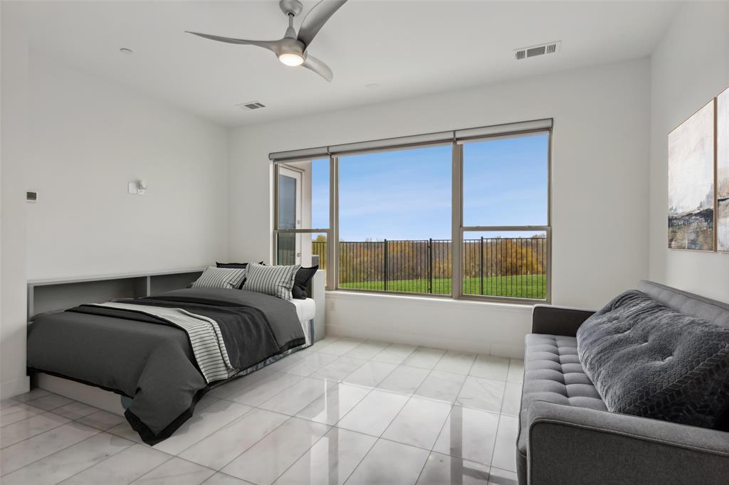 4905 Blaynes View