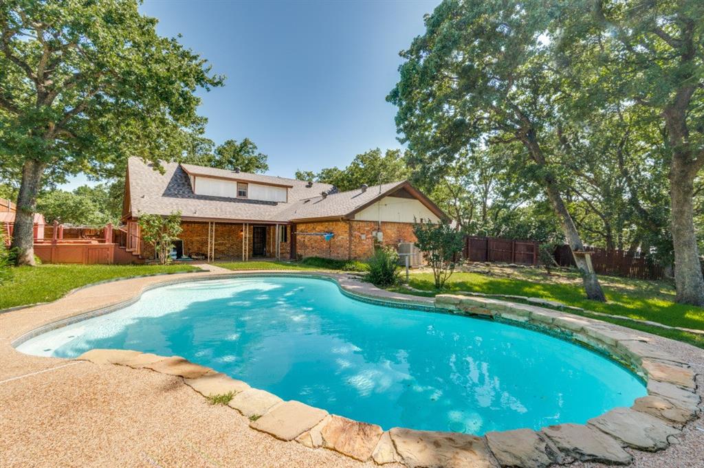 1517 Schumac Lane