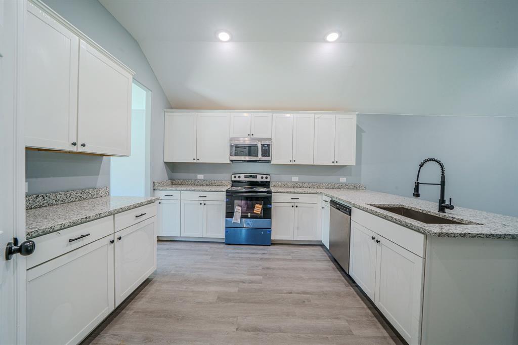 Glenn Oaks Add - Residential