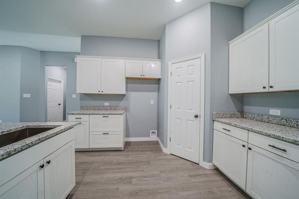 Glenn Oaks Add - Residential