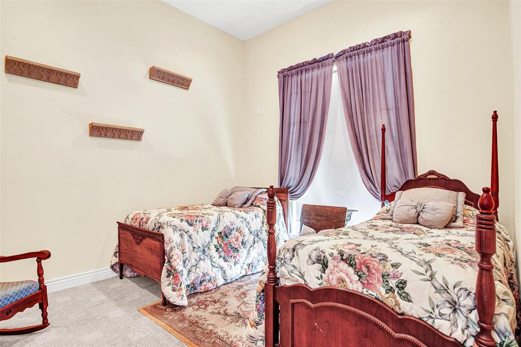 LONE OAK - Residential