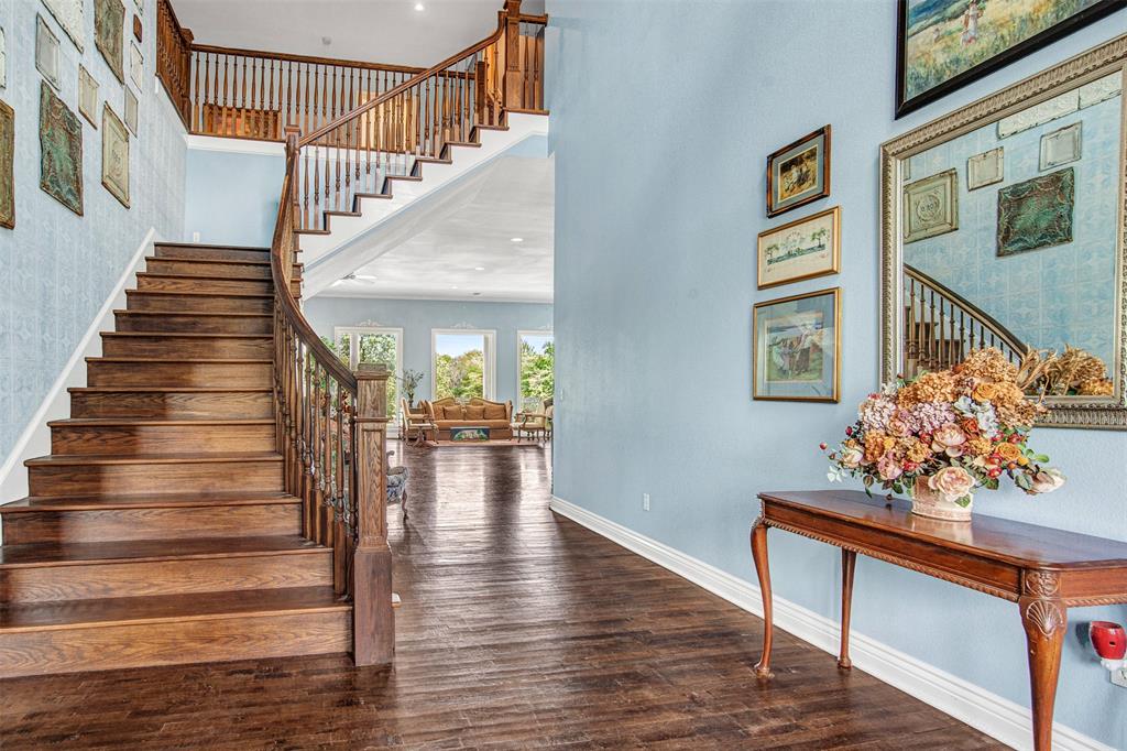 LONE OAK - Residential