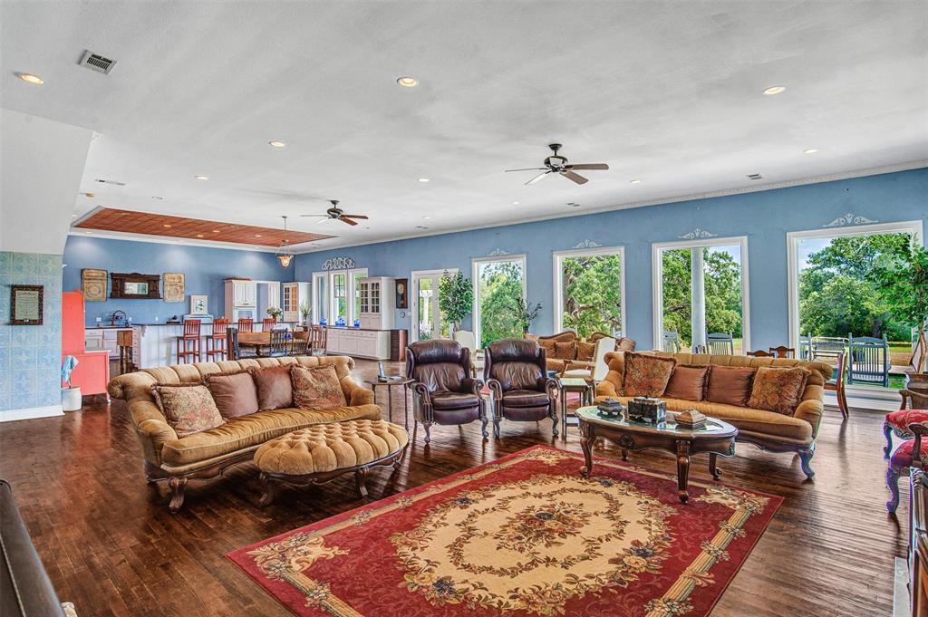 LONE OAK - Residential